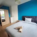 Grande Maison De 4 Avec Jardin Et Baby-foot *
