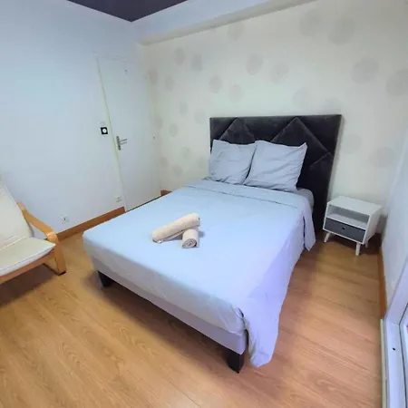 Grande Maison De 4 Avec Jardin Et Baby-foot *