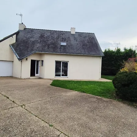 Grande Maison De 4 Avec Jardin Et Baby-foot Casa vacanze Trignac
