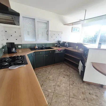 Grande Maison De 4 Avec Jardin Et Baby-foot Trignac