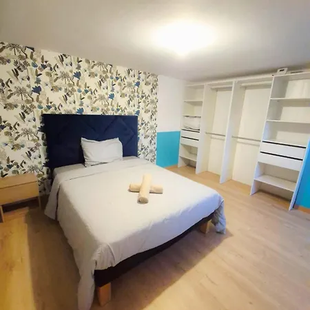 Grande Maison De 4 Avec Jardin Et Baby-foot *