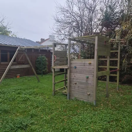 Prázdninový dům Grande Maison De 4 Avec Jardin Et Baby-foot *